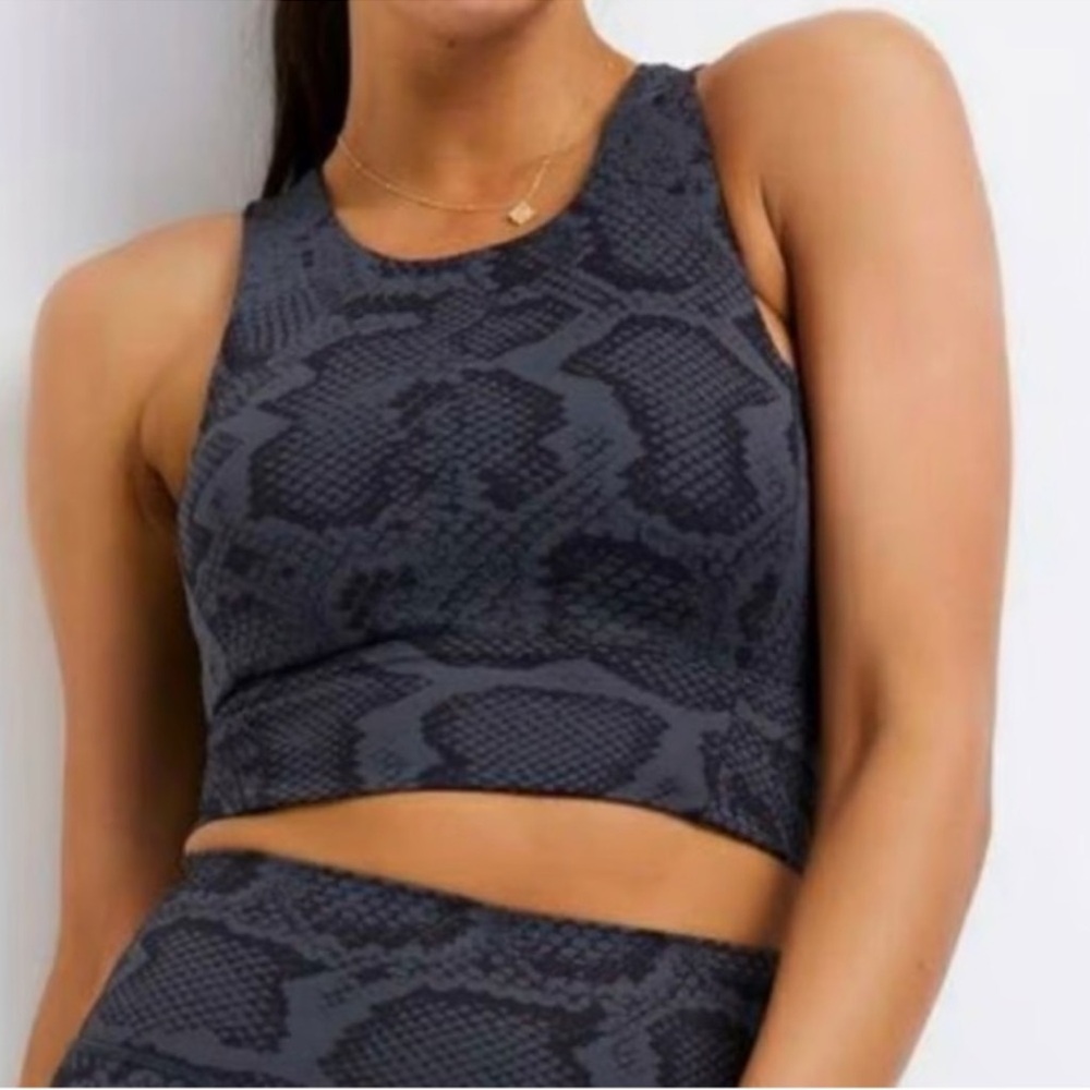 AllFenix Sports Bra M Racerback Cut Out Back Blue Black Snake Skin Print